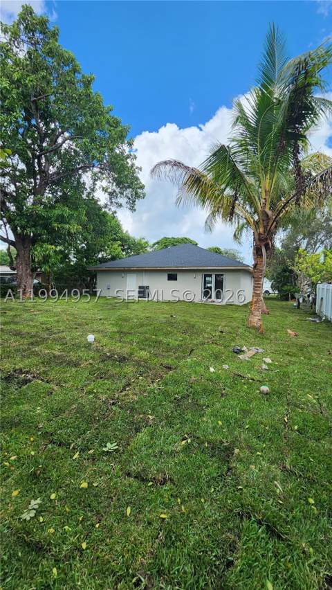 1468 NW 100th St, Miami FL - photo 7 of 7