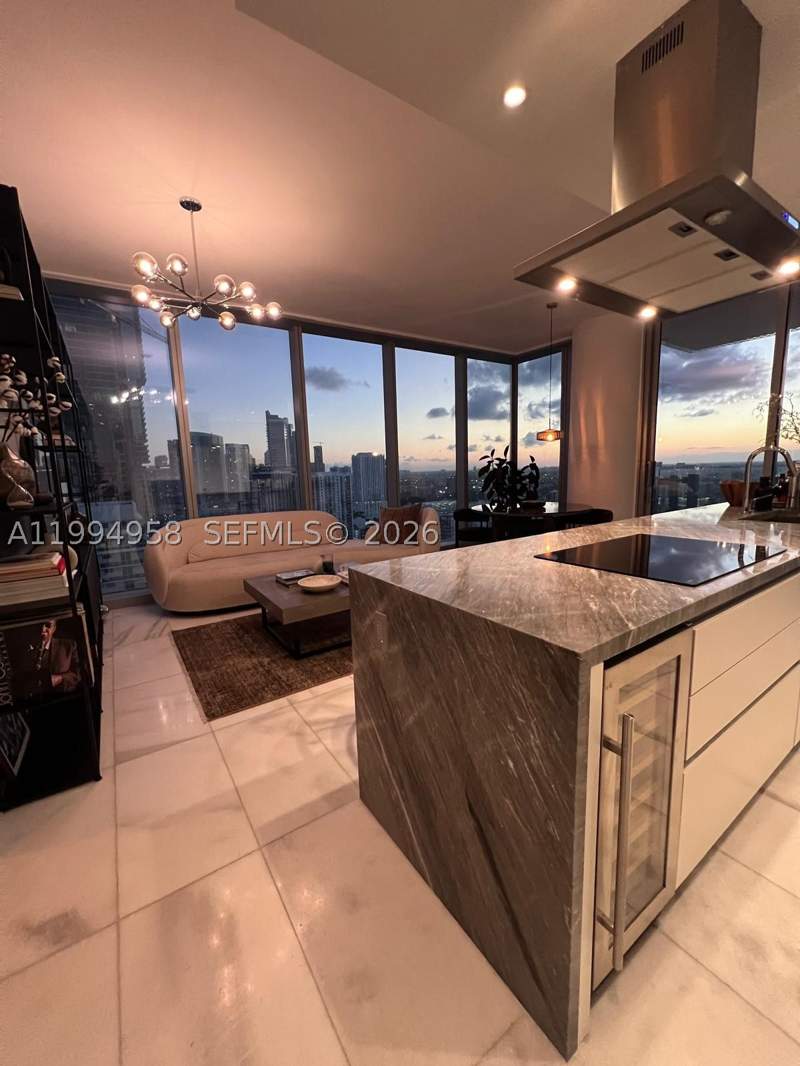 2 bedroom Condominium at 700 NE 26th Ter 2805, Escottonia Park, Miami — photo 2