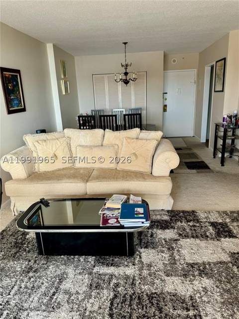 400 Kings Point Dr 609, Sunny Isles Beach FL - photo 6 of 31