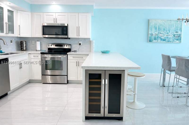 1 bedroom Condominium at 19370 Collins Ave 1121, Ocean Reserve Condo, Sunny Isles Beach — photo 5