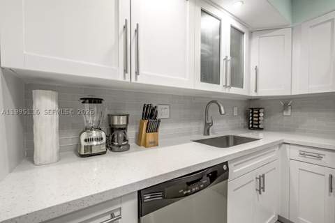 19370 Collins Ave 1121, Sunny Isles Beach FL - photo 6 of 44