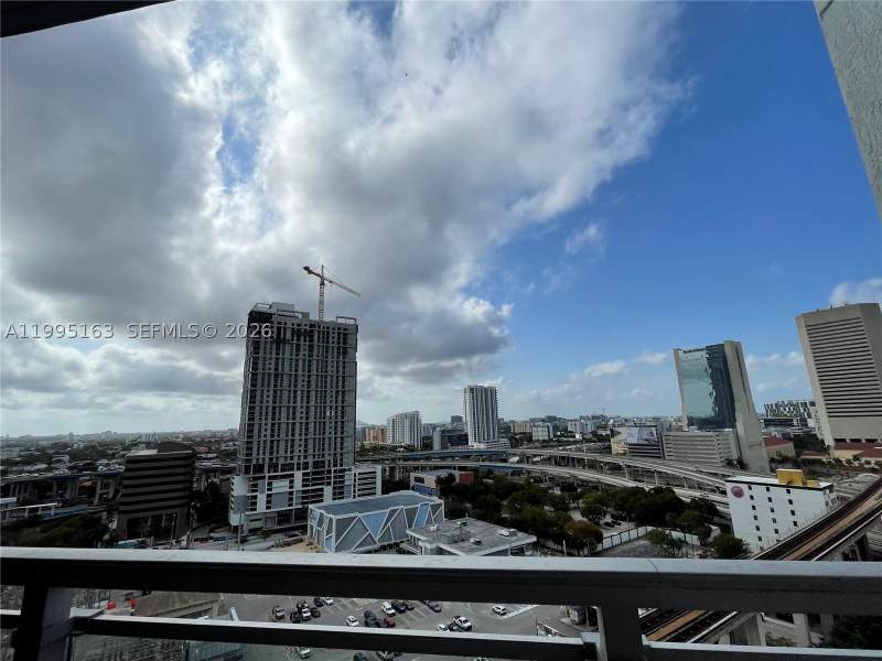 1 bedroom Condominium at 90 SW 3rd Street 1809, The Ivy Condo, Miami — photo 4