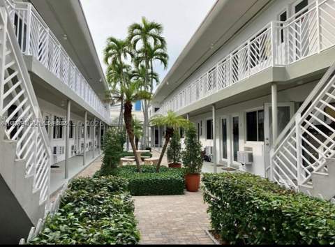 7440 Byron Ave 12B, Miami Beach FL - photo 16 of 22