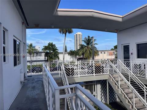 7440 Byron Ave 12B, Miami Beach FL - photo 18 of 22