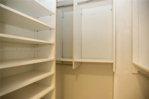300 Bayview Dr 216, Sunny Isles Beach FL - photo 20 of 27