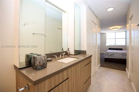 300 Bayview Dr 216, Sunny Isles Beach FL - photo 22 of 27