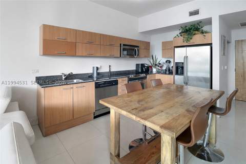 350 S Miami Ave 4110, Miami FL - photo 15 of 43