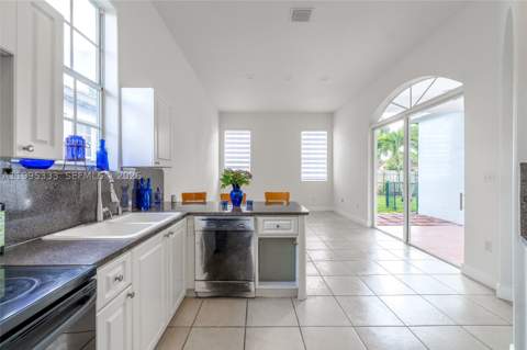 3551 SW 152nd Pass, Miami FL - photo 14 of 45
