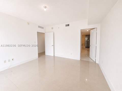 400 Sunny Isles Blvd 819, Sunny Isles Beach FL - photo 13 of 30