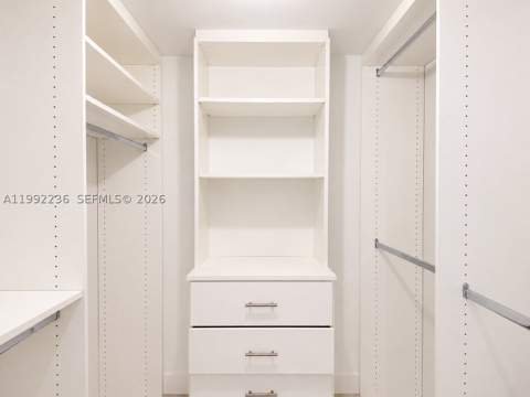400 Sunny Isles Blvd 819, Sunny Isles Beach FL - photo 16 of 30