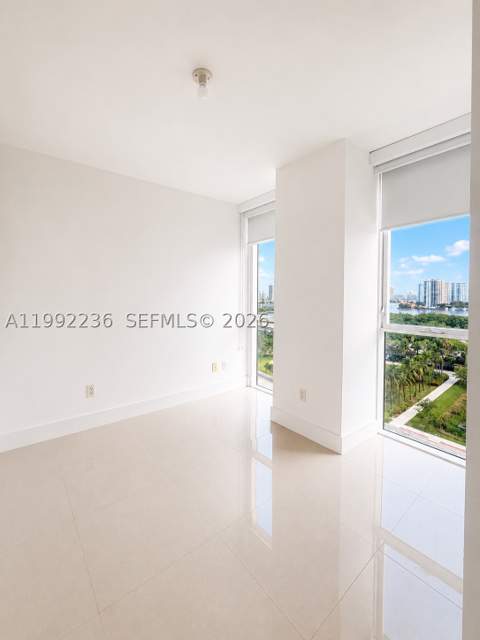 400 Sunny Isles Blvd 819, Sunny Isles Beach FL - photo 20 of 30