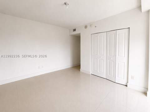 400 Sunny Isles Blvd 819, Sunny Isles Beach FL - photo 24 of 30
