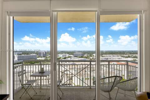 19501 W Country Club Dr 2412, Aventura FL - photo 18 of 26