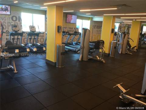 7501 E Treasure Dr 8A, North Bay Village FL - photo 20 of 35