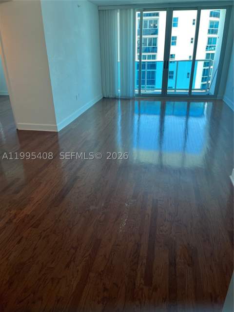 7501 E Treasure Dr 8A, North Bay Village FL - photo 7 of 35