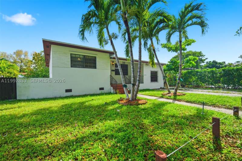 2 bedroom SingleFamilyResidence at 6336 SW 9th St, Alameda, West Miami — photo 4
