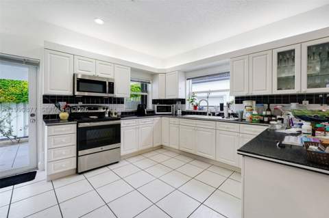 69 S Royal Poinciana Boulevard, Miami Springs FL - photo 8 of 20