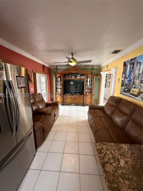 5223 NW 168th Ter, Miami Gardens FL - photo 13 of 60