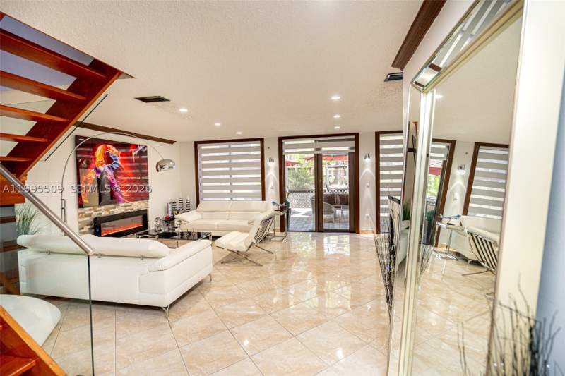 3 bedroom Townhouse at 9955 Costa Del Sol Blvd H-108B, Costa Del Sol Condo F, Doral — photo 4