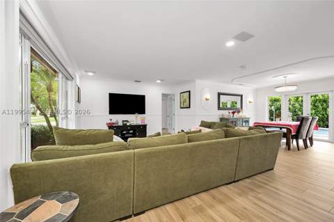 9370 SW 82nd St, Miami FL - photo 7 of 31