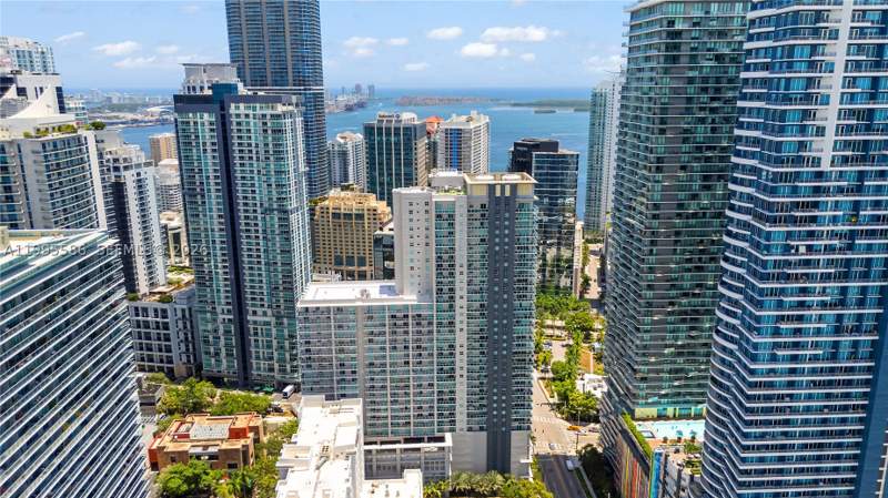 3 bedroom Condominium at 1250 S Miami Ave 3506, Vue At Brickell Condo, Miami — photo 4