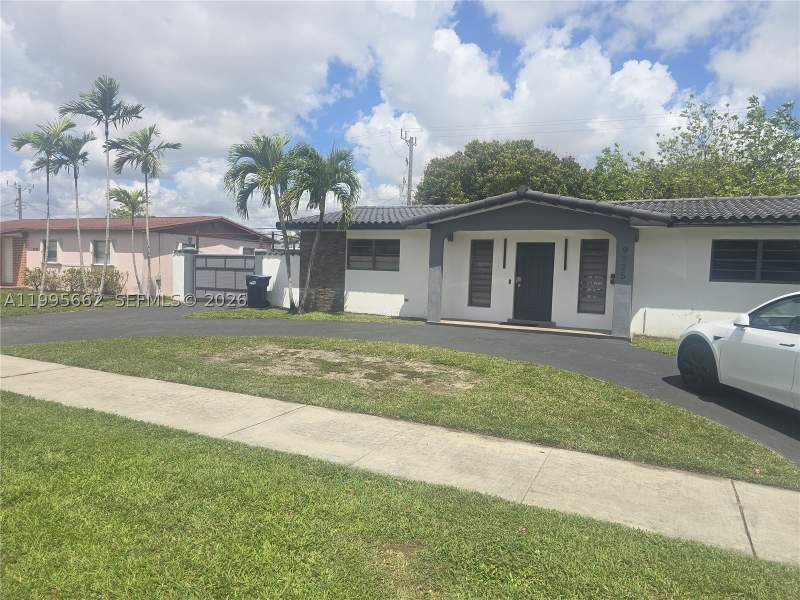 3 bedroom SingleFamilyResidence at 9725 SW 15th St, Coral Park Estates Sec 5, Miami — photo 2