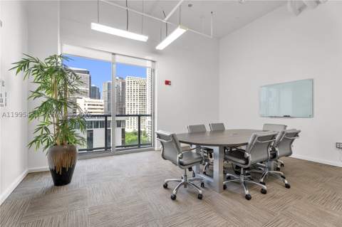 1060 Brickell Ave 2117, Miami FL - photo 18 of 20