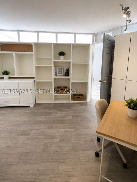 2750 NE 183rd St 2407, Aventura FL - photo 9 of 15
