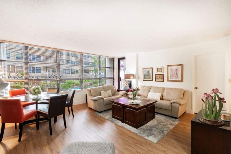1 bedroom Condominium at 1440 Brickell Bay Dr 201, Brickell Shores Condo, Miami — photo 5