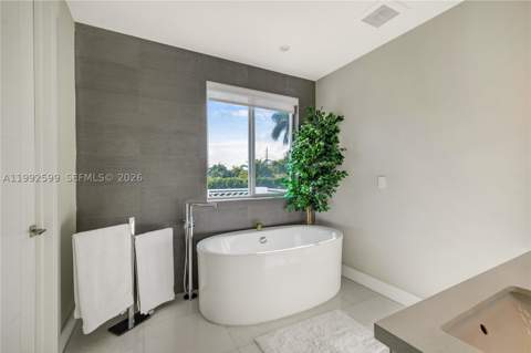 5602 SW 65th Ct, South Miami FL - photo 10 of 68