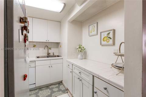 1440 Brickell Bay Dr 203, Miami FL - photo 12 of 15
