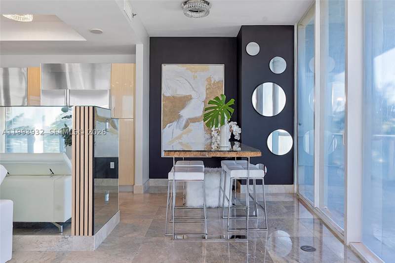 3 bedroom Condominium at 100 S Pointe Dr 506, Continuum On South Beach, Miami Beach — photo 4