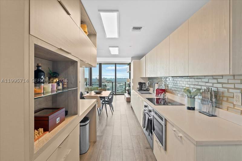 3 bedroom Condominium at 501 NE 31st St 1201, Paraiso Bayviews Condo, Miami — photo 5