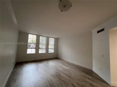 3001 NE 185th St 122, Aventura FL - photo 8 of 15