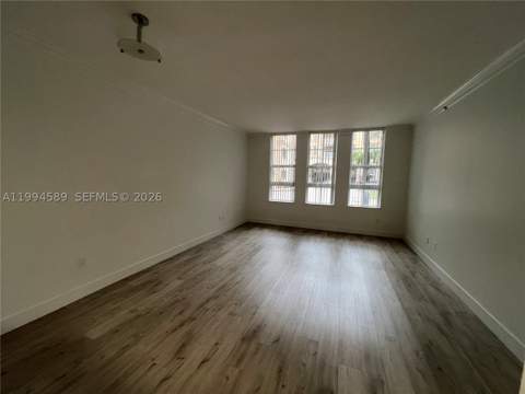3001 NE 185th St 122, Aventura FL - photo 9 of 15