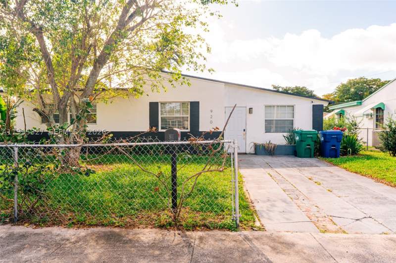 3 bedroom SingleFamilyResidence at 920 NW 84th St, Arcola Gardens, Miami — photo 3