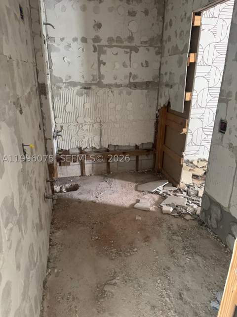 290 NW 125th Ave, Miami FL - photo 7 of 28