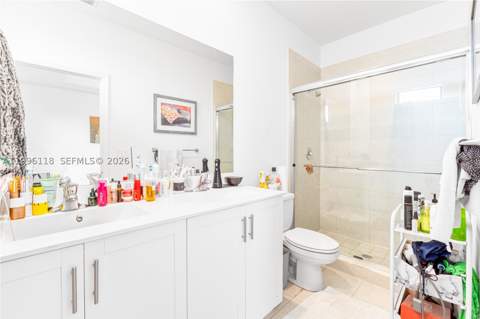 817 NE 211th St, Miami FL - photo 7 of 21
