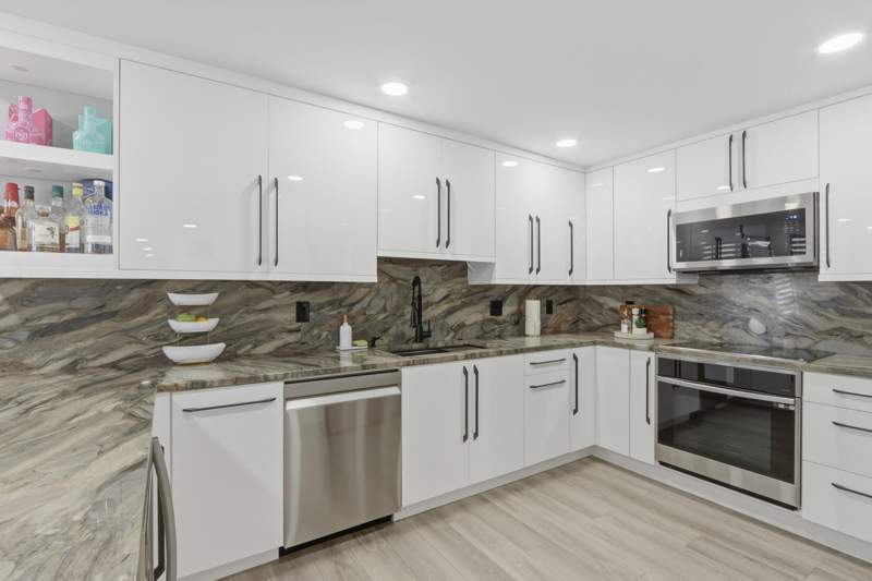 2 bedroom Condominium at 6039 Collins Avenue 609, Maison Grande Condo, Miami Beach — photo 4