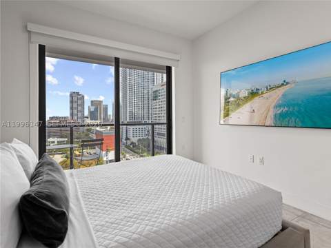 239 SW 9th St 1403, Miami FL - photo 10 of 33