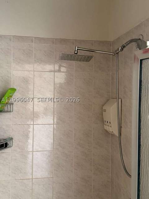 7477 NW 167th St, Hialeah FL - photo 19 of 24