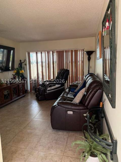 7477 NW 167th St, Hialeah FL - photo 20 of 24