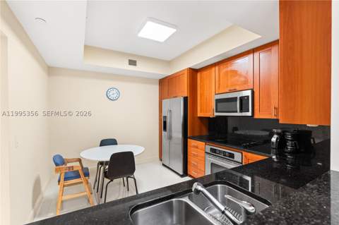3340 NE 190th St 1004, Aventura FL - photo 8 of 44