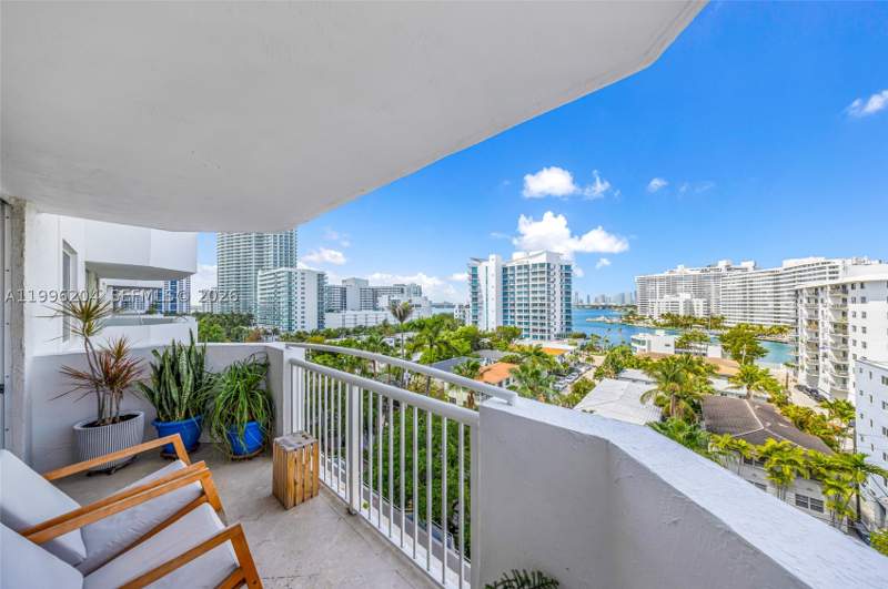 3 bedroom Condominium at 1621 Bay Rd 802, Bayview Plaza Condo, Miami Beach — photo 2