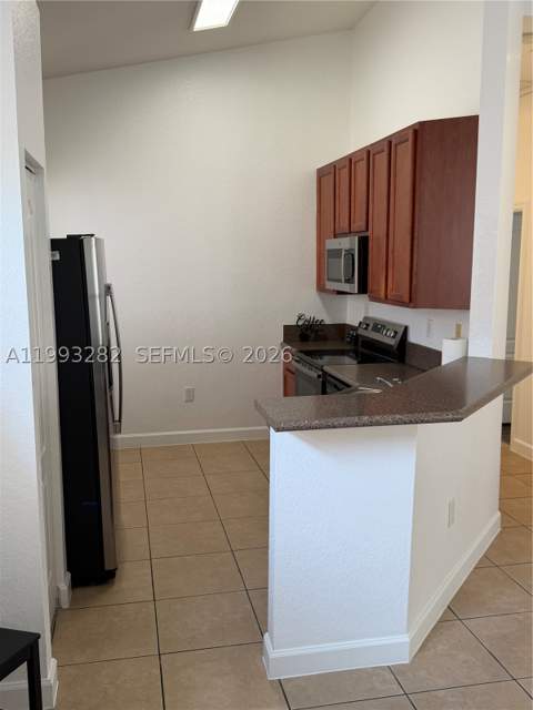 3951 NE 11th Dr, Homestead FL - photo 7 of 33