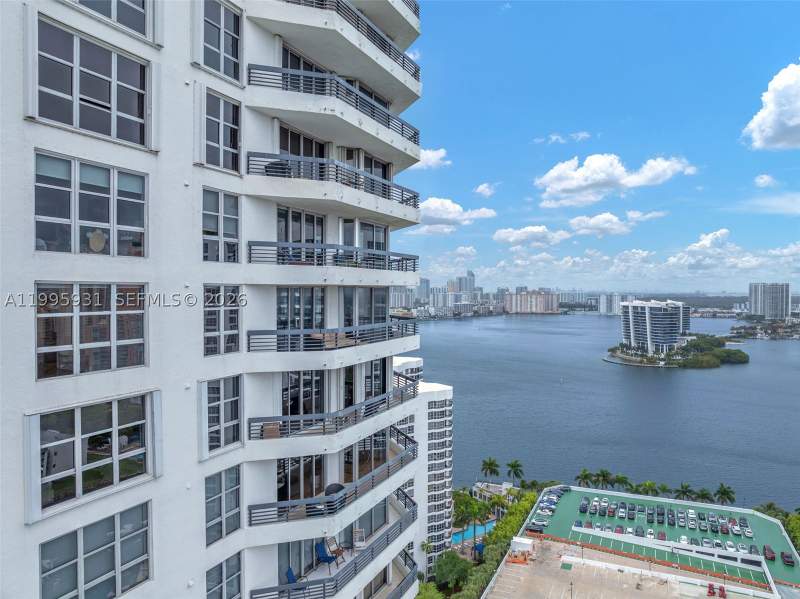 3 bedroom Condominium at 3500 Mystic Pointe Dr 3001, Mystic Pointe Tower 400 C, Aventura — photo 5