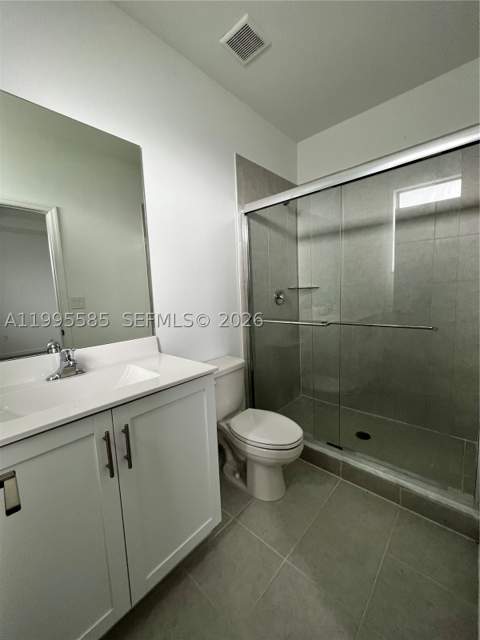 10030 SW 228th Ter, Miami FL - photo 10 of 18