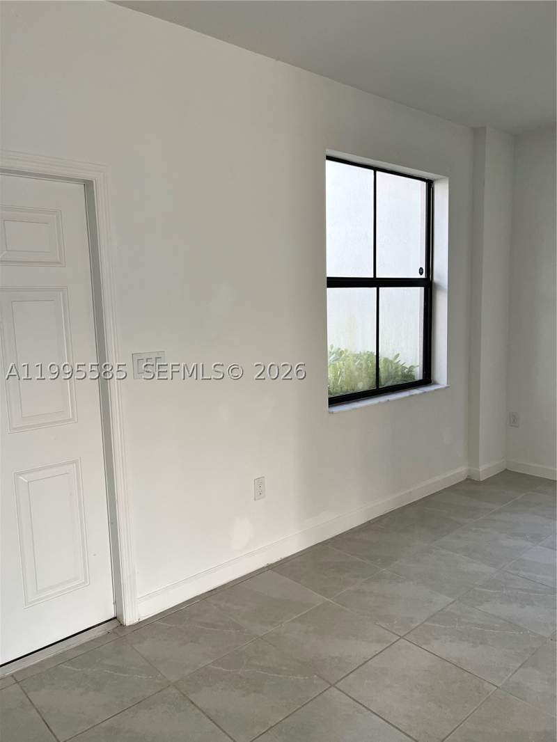 3 bedroom Townhouse at 10030 SW 228th Ter, Enclave South Phase 2, Miami — photo 2