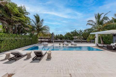 13145 Coronado Ln, North Miami FL - photo 13 of 56