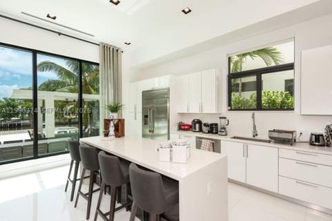 13145 Coronado Ln, North Miami FL - photo 20 of 56